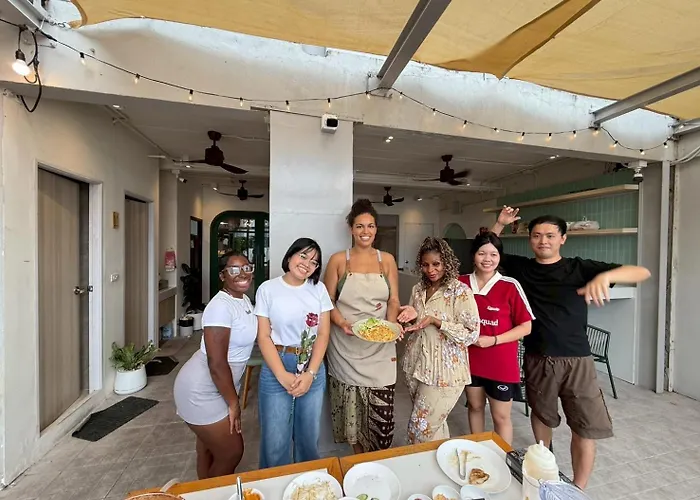 Beat Warii At Chaophraya River